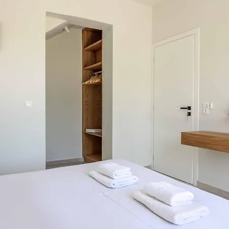 Villa Kampos Dio Adelianos Kampos